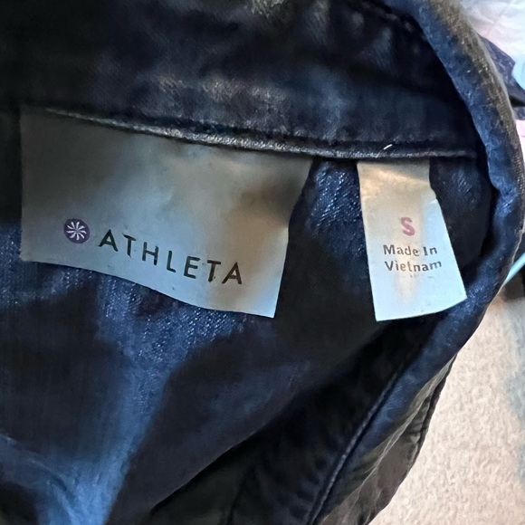 Athleta Chambray Shirt - Picture 9 of 12